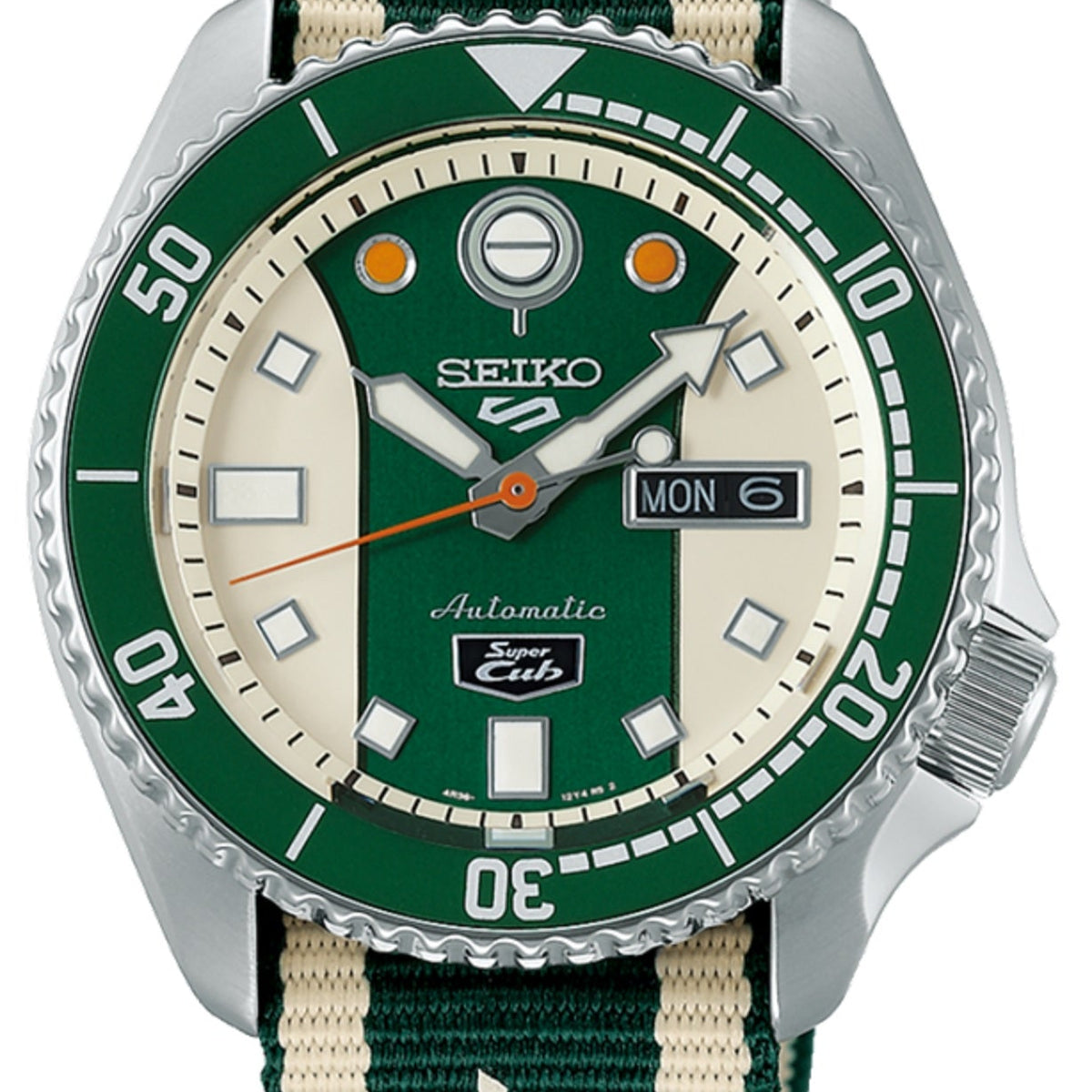 SEIKO 5 SPORTS SRPB 相応しく 93 セイコーファイブ グリーン ハルク 